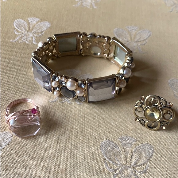 Jewelry - EUC costume jewelry bundle